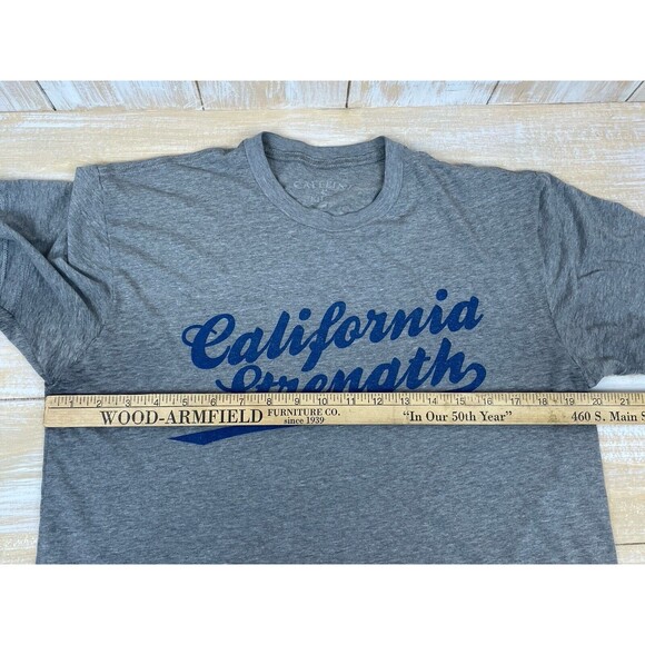 California Strength Caffeine & Kilos Size Large Gray T-Shirt Adult Medium READ - Picture 6 of 7